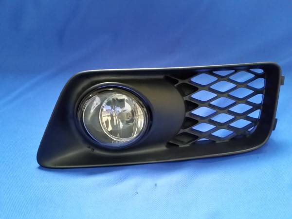 エルグランド Ｅ５１ 左フォグランプ カバー バレオ グレードX