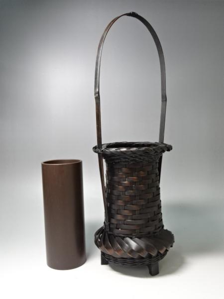 ■茶道具【竹花入 矢筈灯台】高さ45cm 手付き花籠 花器