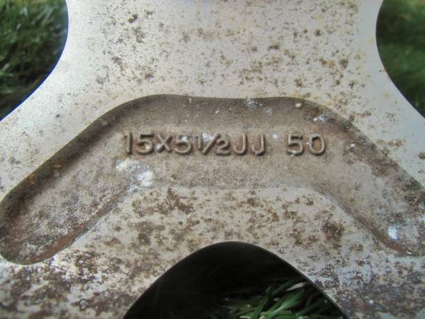 Z11 キューブ 純正アルミホイール 中古 15×5.5 +50 4H/100_3