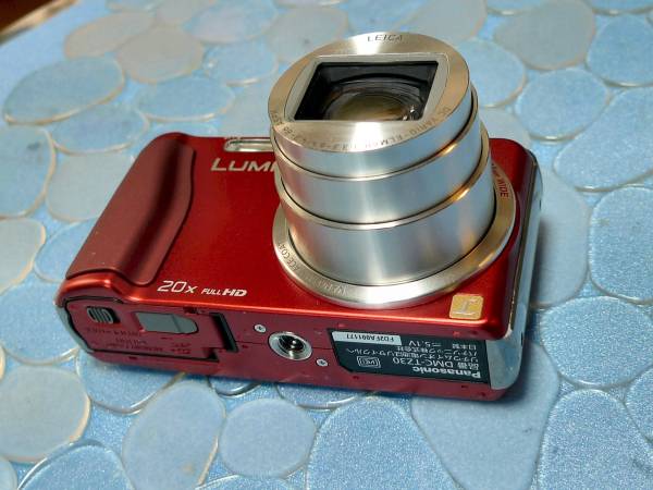 ☆Panasonic☆DMC-TZ-30(赤）①☆1410万画素☆中古品 Panasonic