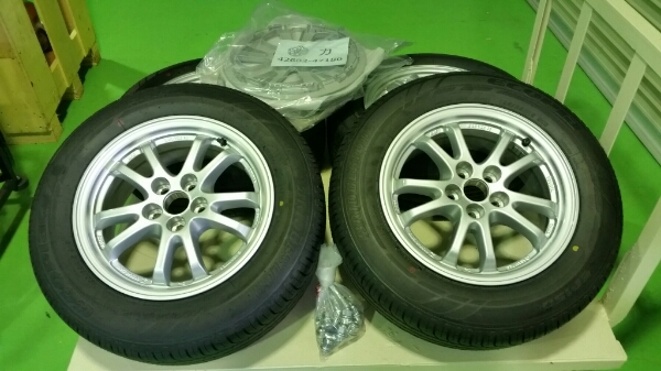 新車外し プリウス 50系 純正アルミホイール 4本 美品