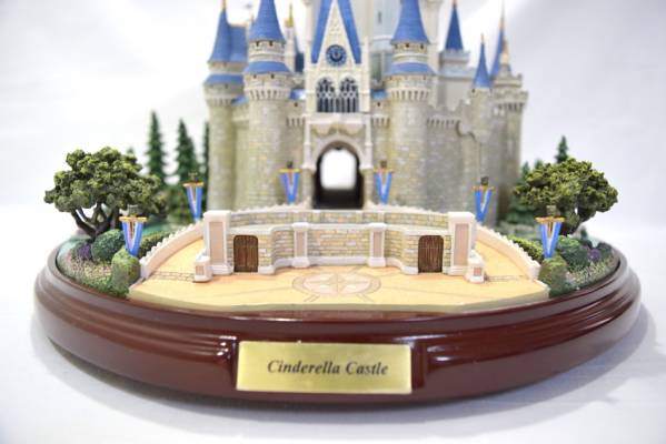 オルショウスキー Olszewski シンデレラ城 ディズニー disney 新品オル