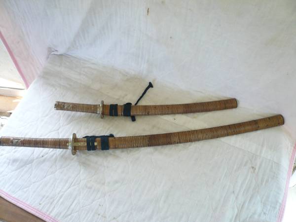 古い模造刀セット　薄刃　小柄付