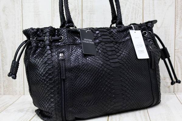 バッグ 未使用 リアルパイソン ショルダーバッグ 2way ピンク 