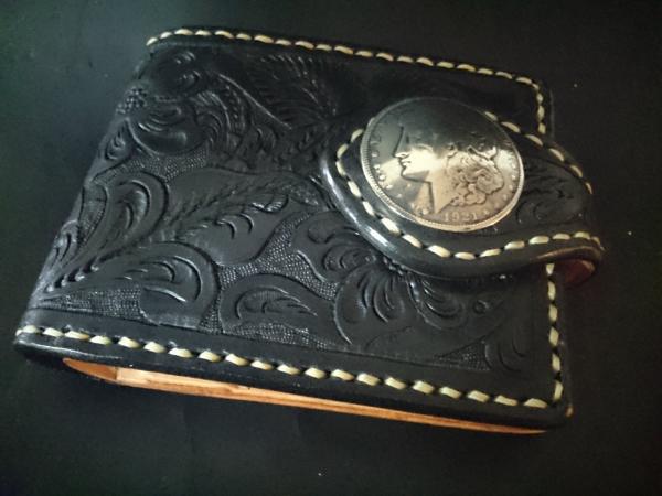 1円～【アウトレット】黒染手縫い 手彫 カービング 伊製革auz168