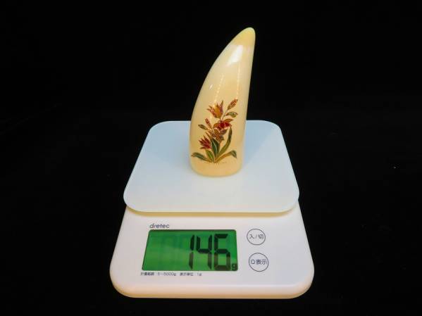 海外通販 ☆【置物】マッコウ鯨歯 彫刻 花の図 東洋彫刻 146g☆A61518