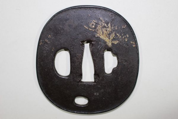 △▽蝶図金象嵌鍔 江戸時代 鉄 7.5×7.1×0.35cm△▽ 鍔、刀装具 武具