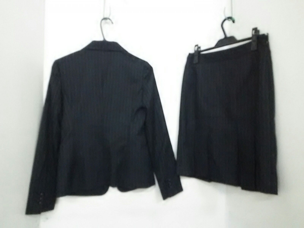 インディビ スカートスーツ 38 レディース 新品同様 ストライプ