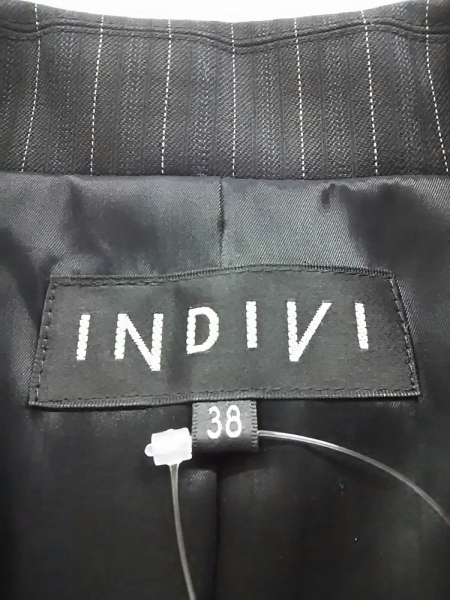 インディビ スカートスーツ 38 レディース 新品同様 ストライプ