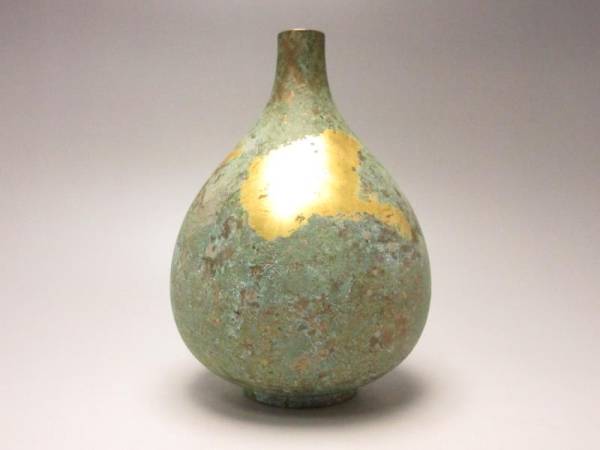 tB09073 古い 金箔 銅製 花瓶／花器 花入 一輪挿し 鋳銅 古銅ⅱ 銅製