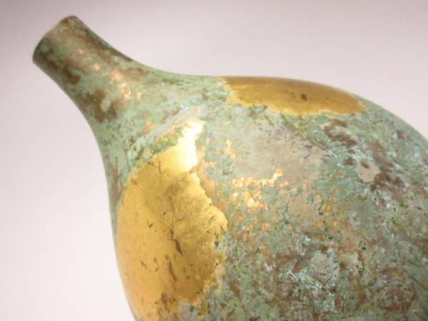 tB09073 古い 金箔 銅製 花瓶／花器 花入 一輪挿し 鋳銅 古銅ⅱ 銅製