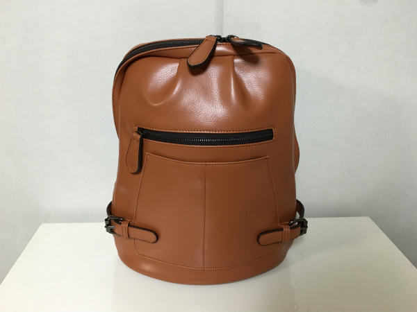 新品セレブレザー本革牛革リュックサックバッグ茶メンズブラウン