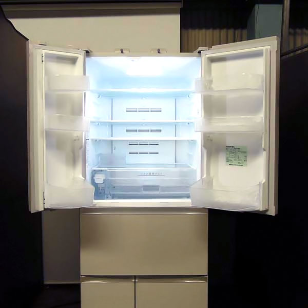 東芝 6ドア 冷蔵庫 GR-J560FV 2015年製 展示品 551L FVシリーズ