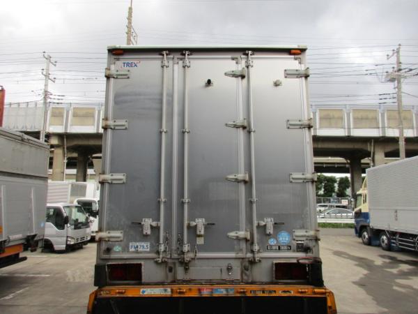引き取り限定 物置・倉庫等に4t標準幅 ドライバン