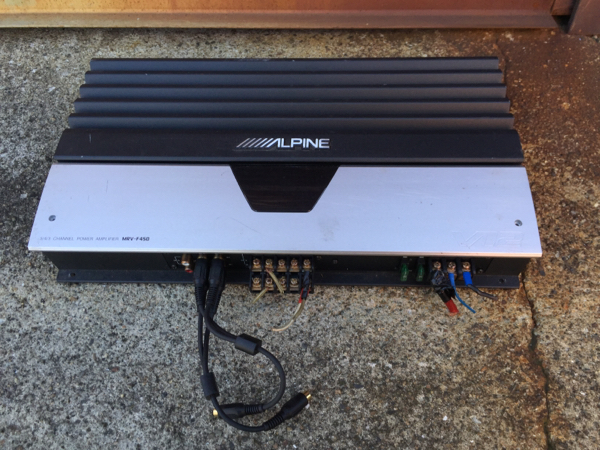ALPINE MRV-F450 パワーアンプ