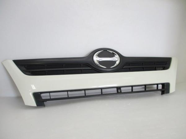日野 デュトロ ダイナ トヨエース 前期 ワイドキャブ フロント メッキ 