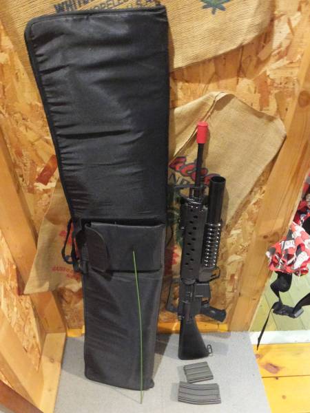 [18禁 ] 電動ガン COLT AR-15 動作確認済