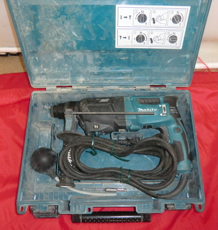 makita マキタ 26mm ハンマドリル HR2611F a ☆