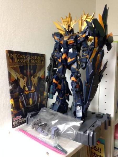 PG 1/60 バンシィ・ノルン 完成品 泥*岩様 PG バンシィ・ノルン 完成品