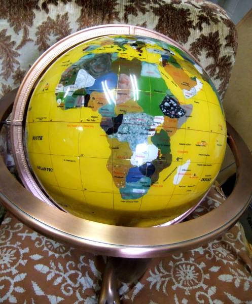 天然石　地球儀　大きさ約４４ｃｍ　