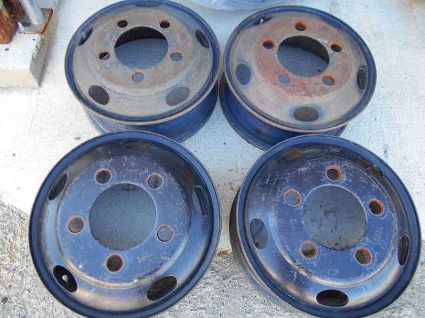 TOPY　TK16×5.5J 116.5-8　5穴　PCD203.2ハブ径146　4本セット