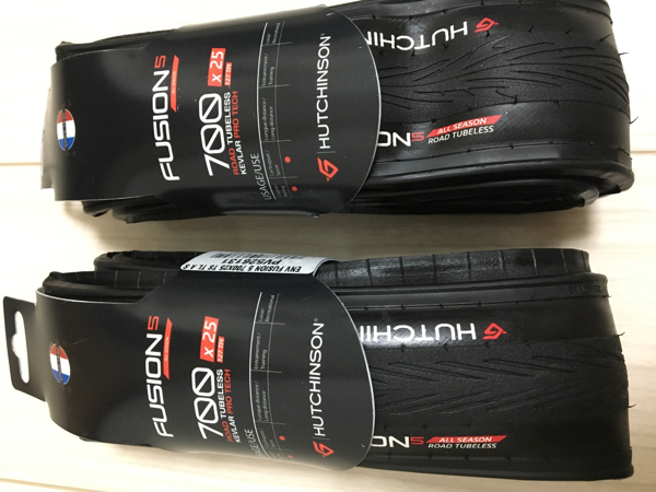 新品！HUTCHINSON ハッチンソン FUSION5 700×25c 2本セット