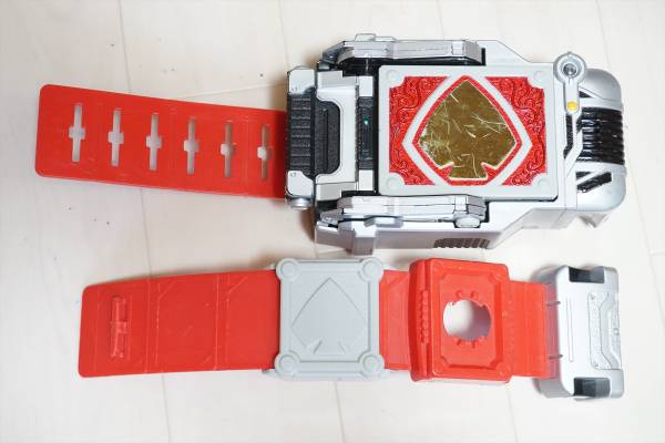 変身ベルト Dxブレイバックル ラウズカード 仮面ライダー剣 仮面ライダーブレイド 売買されたオークション情報 Yahooの商品情報をアーカイブ公開 オークファン Aucfan Com