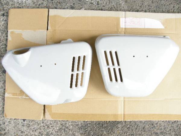 CB750four CB750K K０　サイドカバー