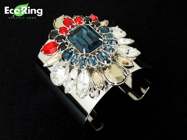 1円 美品 スワロフスキー ストーン バングル シルバー色 CG427