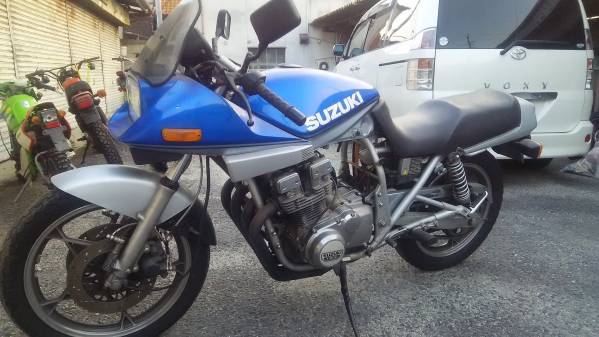 カタナ750 パーツ色々とあります。