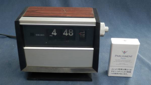 ☆SEIKO☆パタパタ時計☆実働☆1973年☆木目☆ SEIKO セイコー
