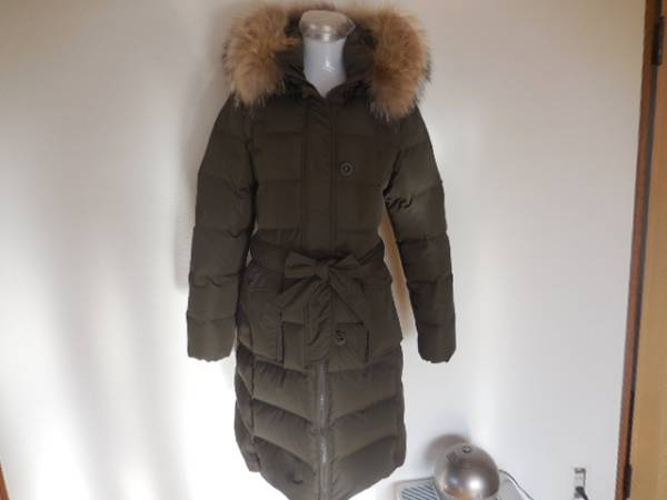 美品★ダウン90％RAUL DATH素敵なダウンコート★カーキー色