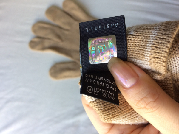 フェンディ ベージュ手袋 新宿伊勢丹 未使用新品 ユニセックス