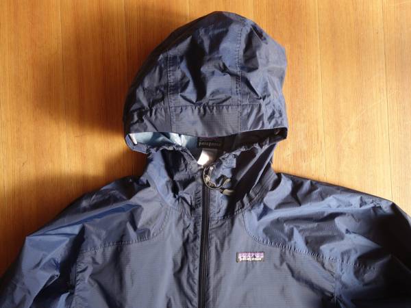 美品XS パタゴニアのナイロンパーカー 濃紺