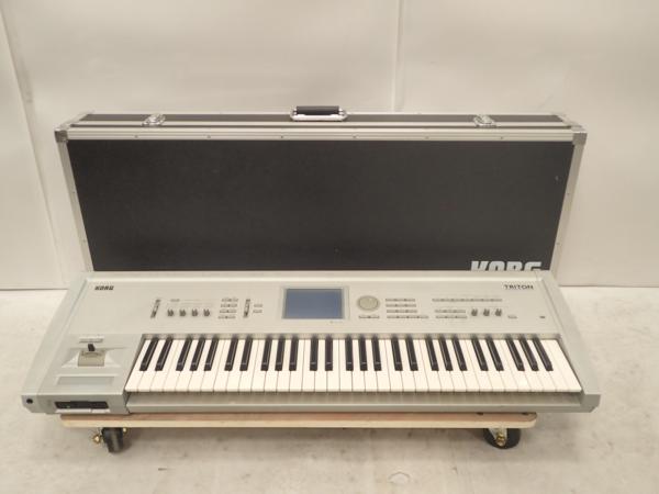 KORG　MUSIC WORKSTATION　TRITON　ハードケース付 ▼ 48B7E-1
