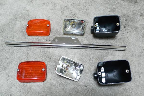 再メッキ済み　Ｒ１００　ＲＴ　ＲＳ　リヤ　ウインカー　ステー