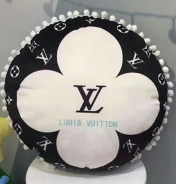 L V クッションカバー ノベルティ L V クッションカバー ノベルティ LV