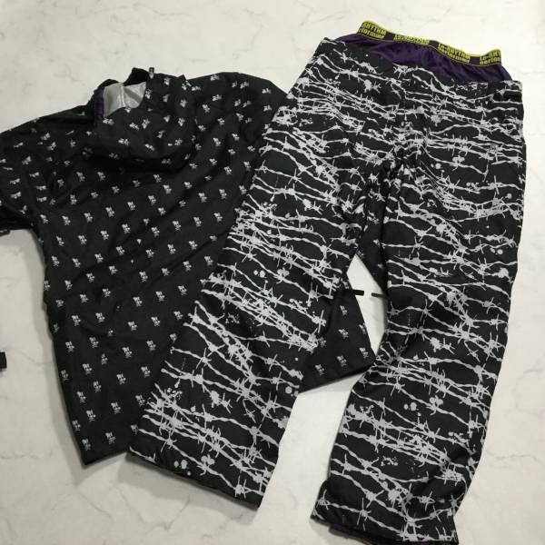 ☆le-Rhythm/リアリズム スノボーウェア 美品 XXL 大きめ 全てが1点物