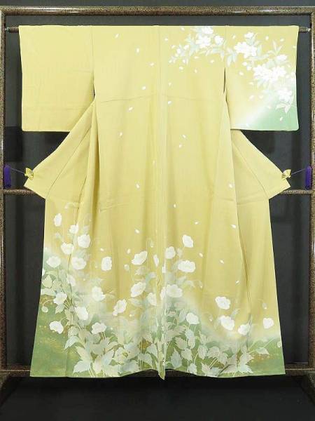 特特 347cuchrere 手描き訪問着袷着物 花葉 支子色 中古ＡＡ