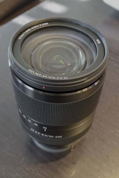 ソニー FE 24-240mm F3.5-6.3 OSS（35mmフルサイズ） SEL24240
