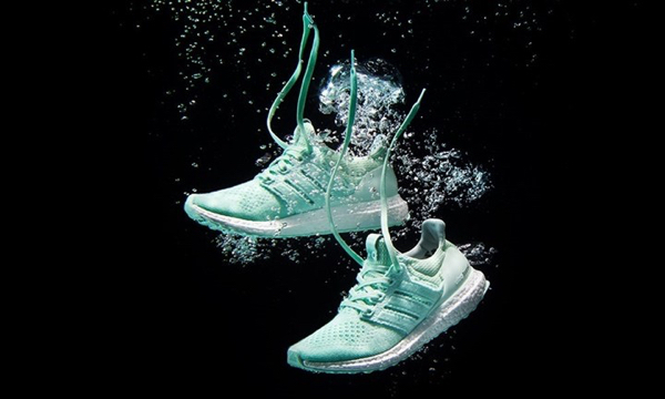 送料無料 ADIDAS ultra boost NAKED US11 29cm yeezy