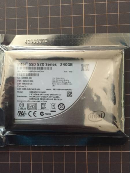 intel SSD 520 240GB 未開封品 【公式通販】