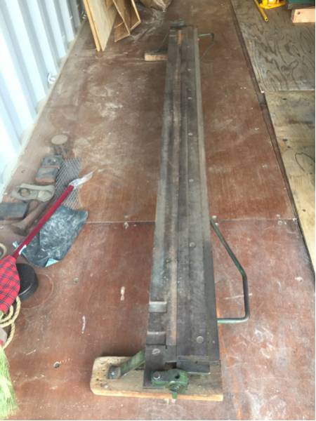 中古 板金折り曲げ機 アングルバッタ 2m