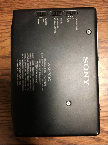 ジャンク ソニー ウォークマンWM-701C SONY カセットプレーヤー ソニー ウォークマンWM-701C ジャンク品 SONY WALKMAN WM-701C