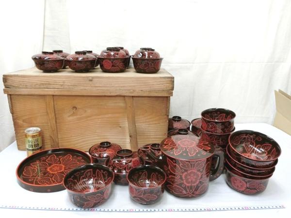 P13034 黒塗 赤絵 蓋付椀 小鉢 水次 等 27点 漆器 懐石膳 木箱