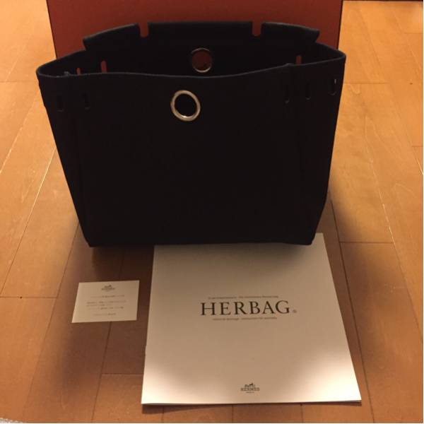 正規品，豊富な エルメス HERMES エールバックPM ナチュラル ブラック替えバック(エールライン)｜売買されたオークション情報、yahooの商品情報をアーカイブ公開 - オークファン かばん、バッグ