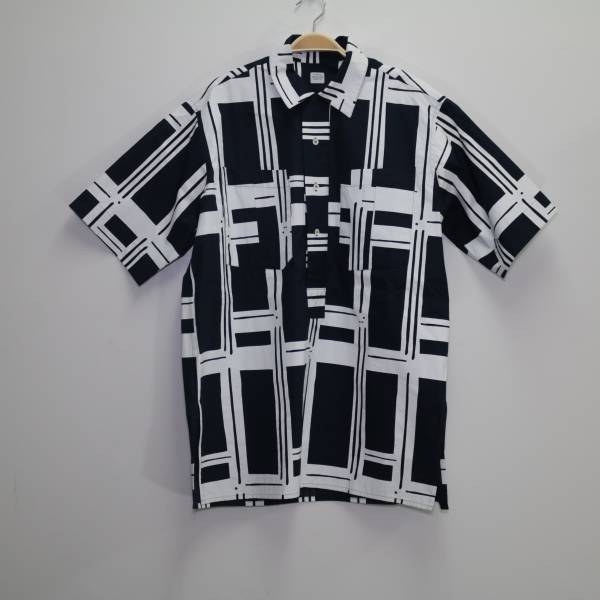 イートウツ シャツ ネイビー×ホワイト