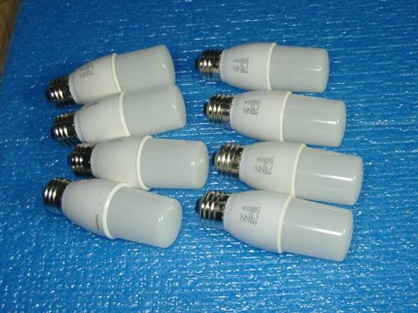 東芝LED電球　 LDT7L-G 電球色　8個　箱なし中古品、即決