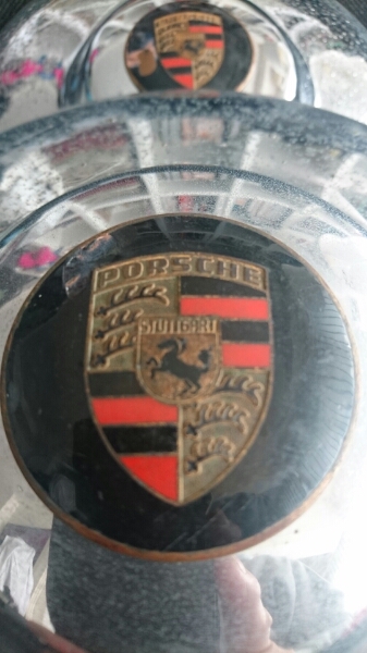 ポルシェ356ホイールハブキャップ中古品