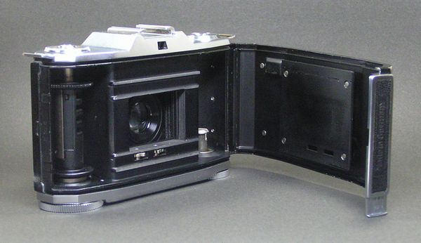売り出し超安い -A13- ツァイスイコン IKONTA イコンタ F3.5 蛇腹
